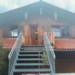 Mountainhome Birringer